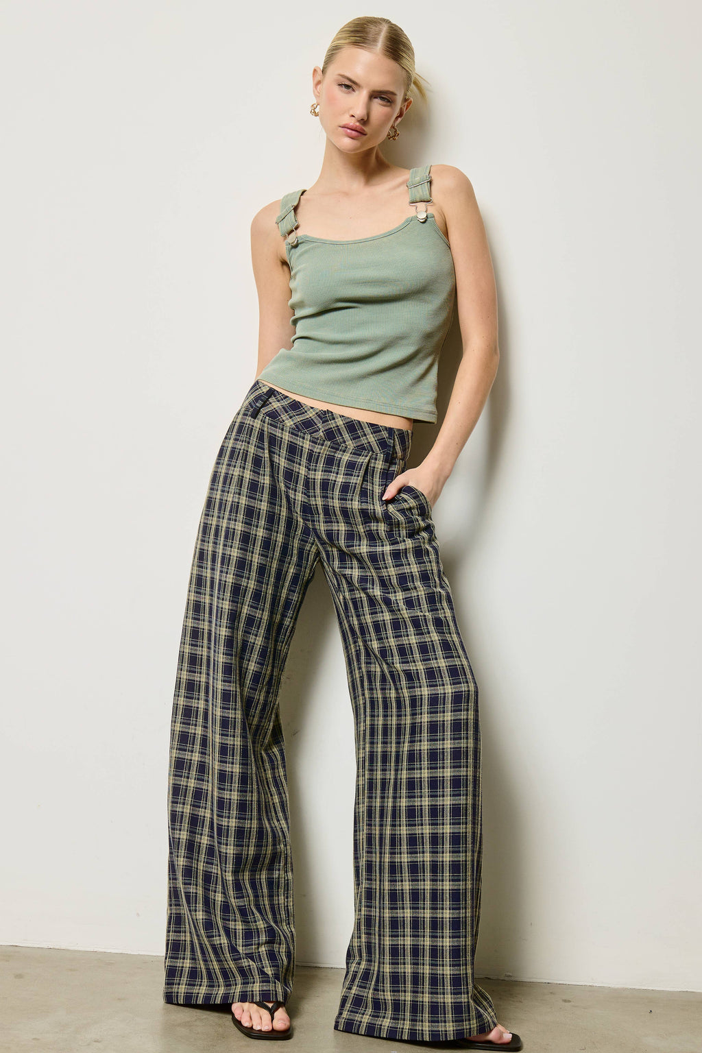 Plaid Pleated Wide Leg Trousers