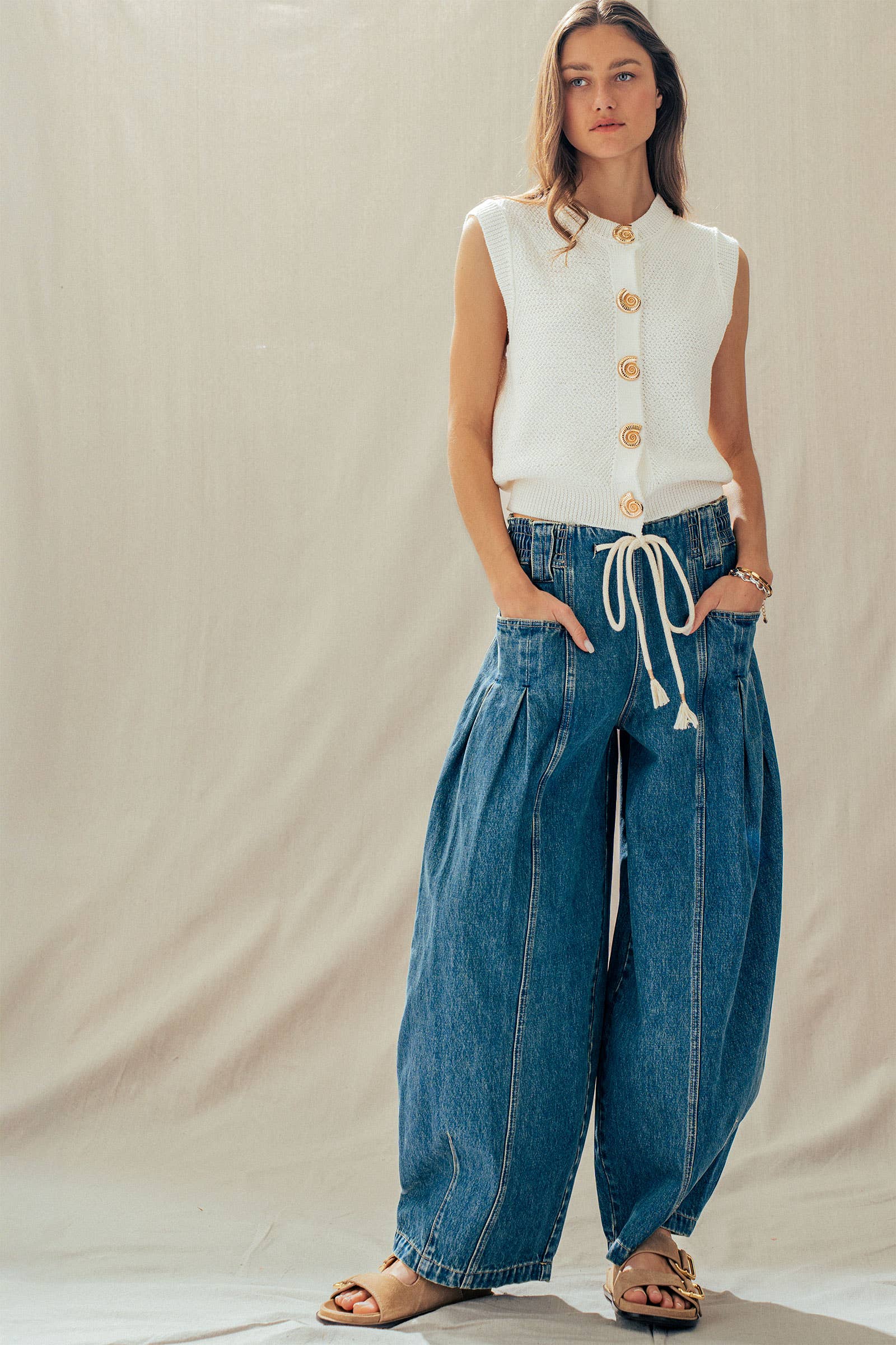 Urban Daizy - Rope Drawstring Balloon Pants Pleated Front