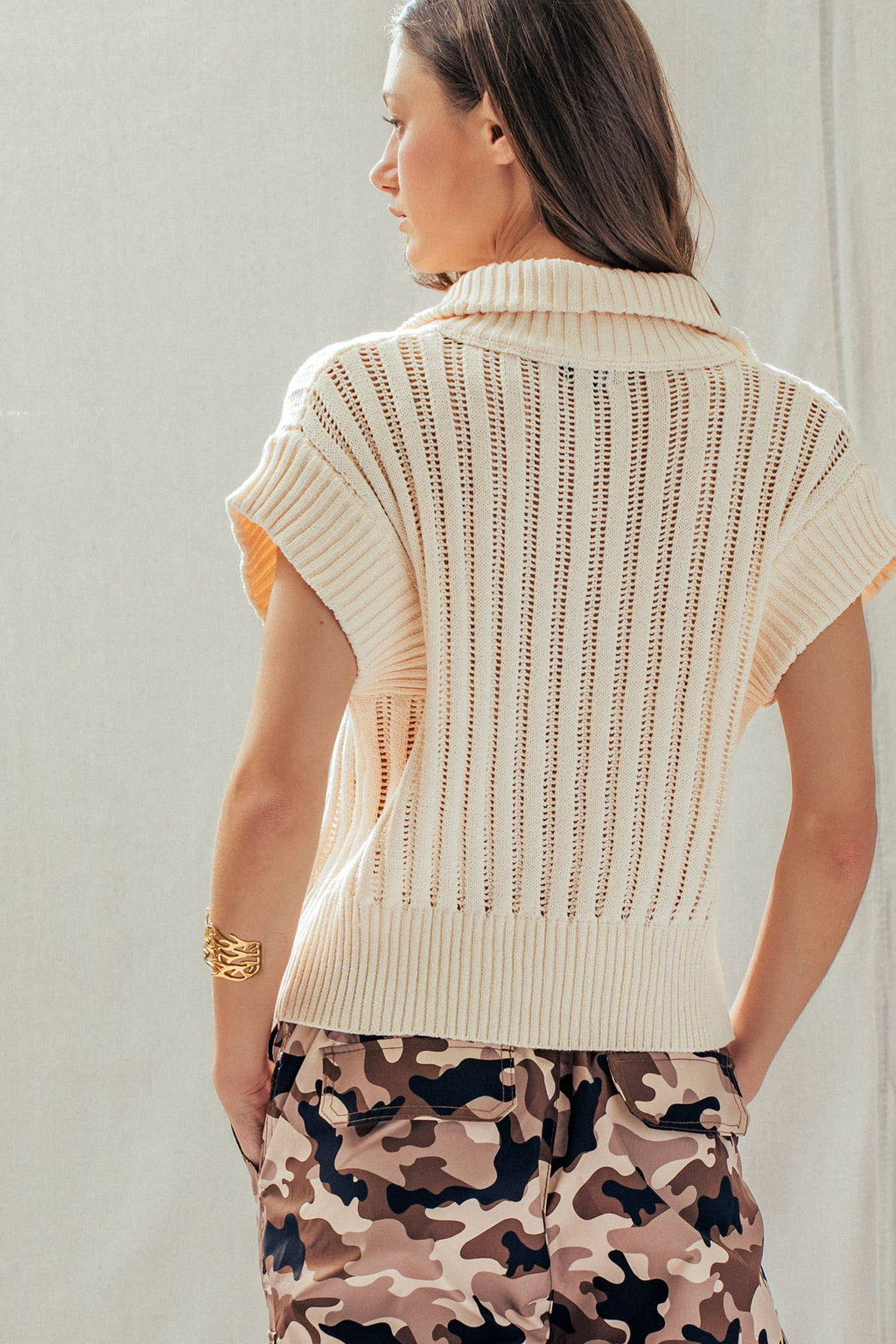 Urban Daizy - Ribbed Knit Half-Zip Mock Neck Sweater Vest