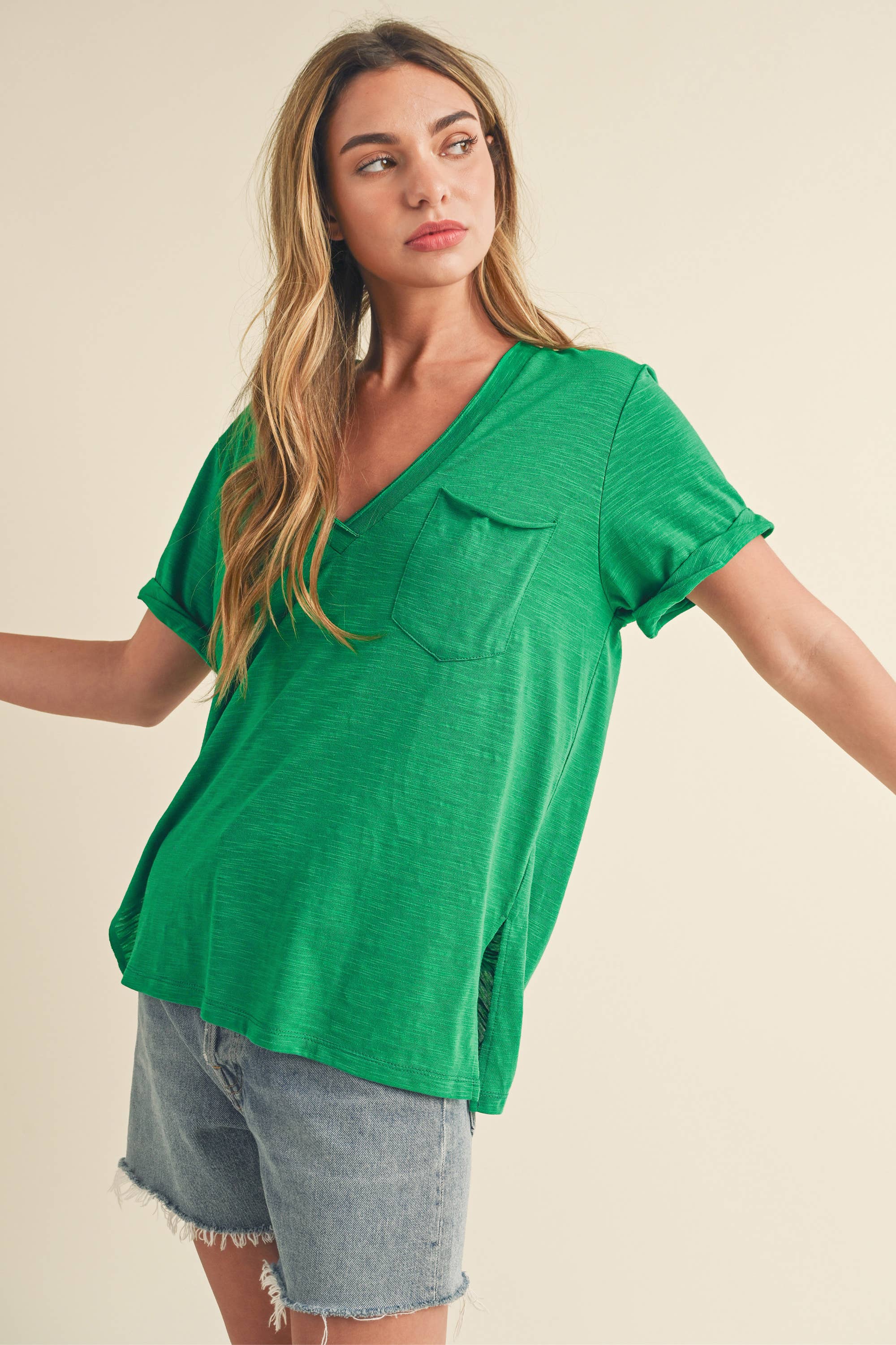 AEMI + CO - Zoie V-Neck Short Sleeve Top