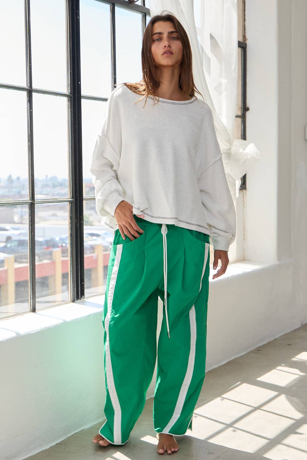 BUCKETLIST INC - IP5540 | Windbreaker Pants With Contrast Stripe