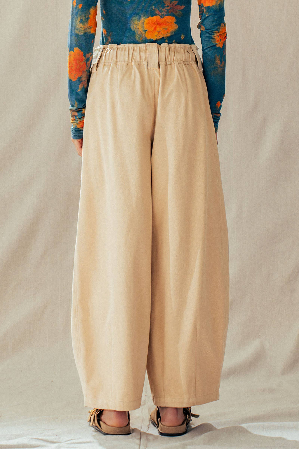 Urban Daizy - Rope Drawstring Balloon Pants Pleated Front