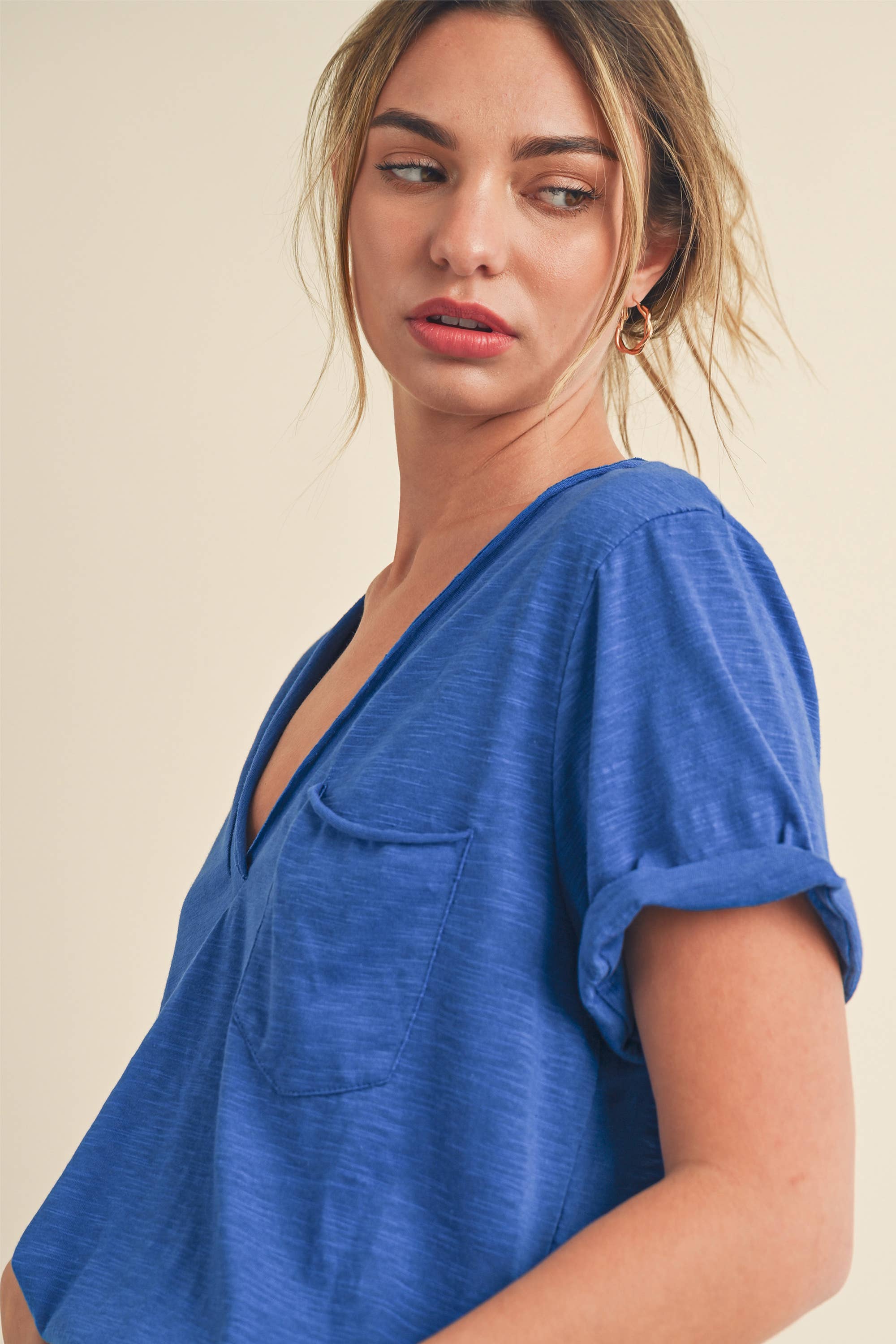 AEMI + CO - Zoie V-Neck Short Sleeve Top