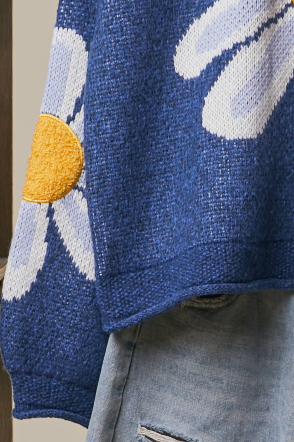 Mello. - Oversized Daisy Knit Sweater