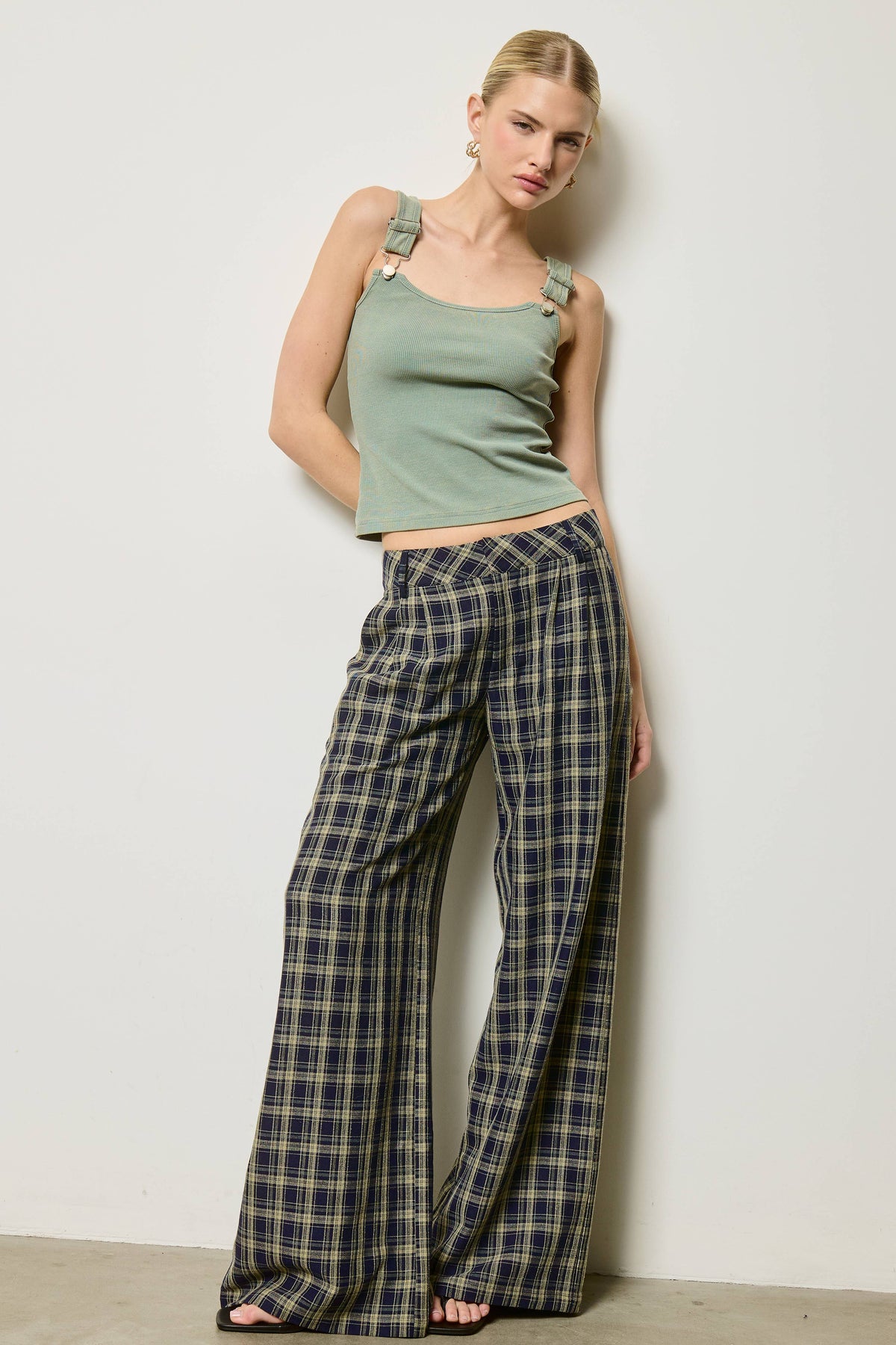 Plaid Pleated Wide Leg Trousers