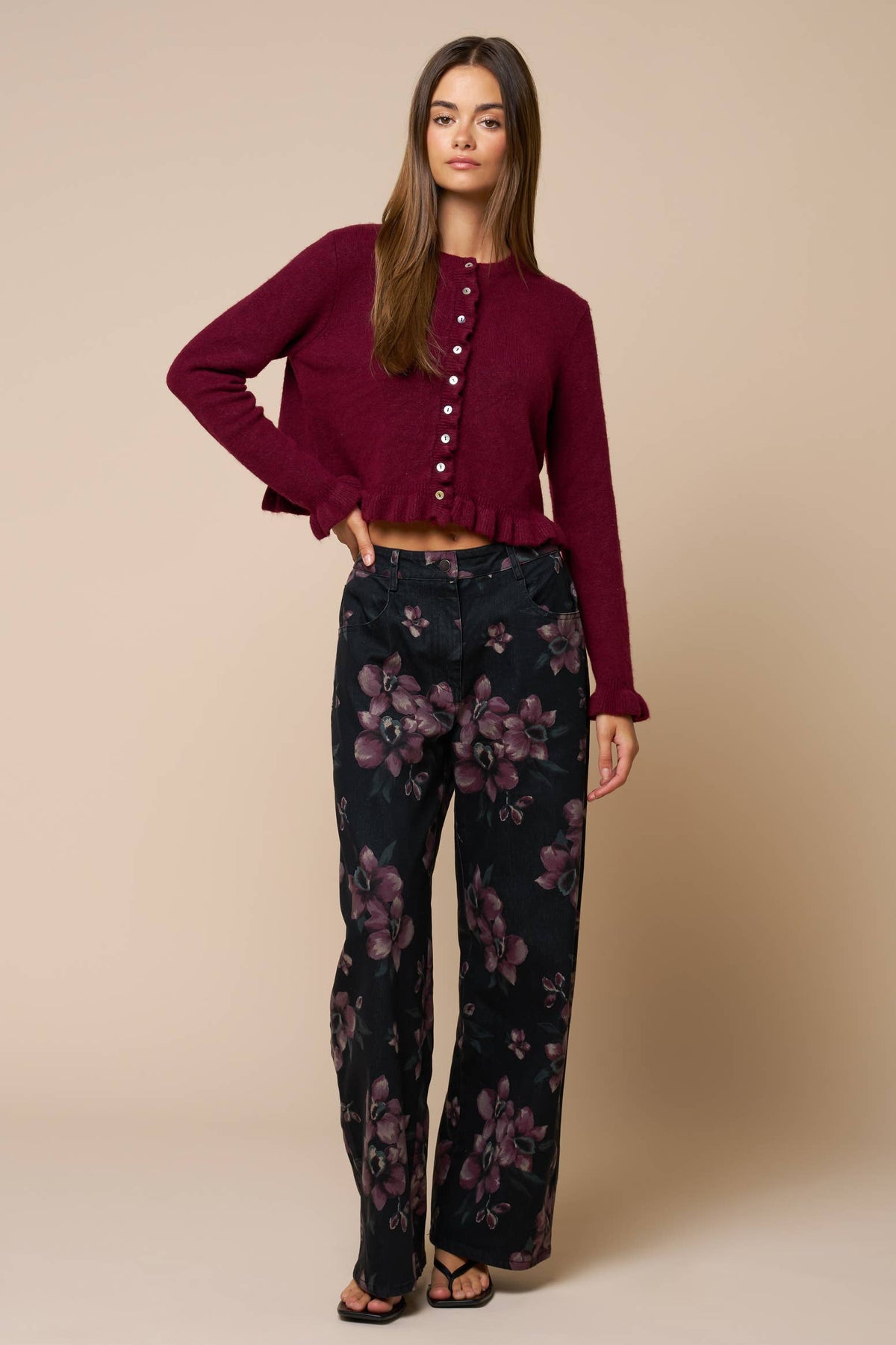 A Floral Print Barrel Leg